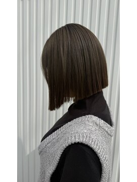 アロヘアー(Alo hair) ぷつっとボブ