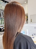 ログ(log)&nbsp;ニュアンスパーマ　髪質改善カラー　顔まわり　レイヤー　艶髪