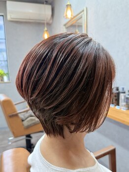 ベース(Bass)の写真/サロン帰りだけじゃない。自分でも扱いやすく、伸びてもまとまる。再現性ともちの良さにこだわったカット