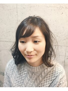 トレー(tray) 肩下ロブ