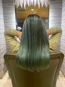 美容室 イルフェドゥ(Il fait doux) ブルーエアータッチバレイヤージュ