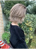ハイライト バレイヤージュ レイヤーカット ベージュ　