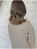 ヌーディベージュ
