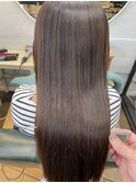 ドライヤーで乾かしただけでおさまるうる艶/酸性縮毛矯正