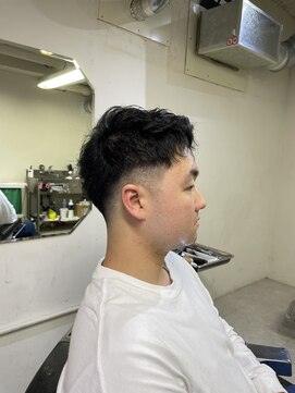 メリケンバーバーショップ フクオカ(MERICAN BARBERSHOP FUK) 人気急上昇ローフェードバーバー