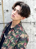 アーリー(Ali'i)&nbsp;ツイストスパイラルパーマセンターパート刈り上げマッシュ