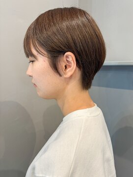 ラキ(laki) コンパクトマッシュショート×オリーブベージュ　laki/八丁堀