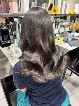 フォルテ 榛原パームス店 暗めカラーグランマッシュデザインカラーフェイスフレーミング