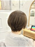 アッシュブラウン大人ショートボブ