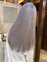 モアムー(Moremuu)&nbsp;ホワイトベージュ