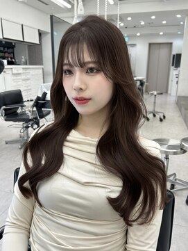 アマトウキョウ アユンチェ(AMA TOKYO×AYUNCHE) 韓国ヘア レイヤーカット くびれヘア