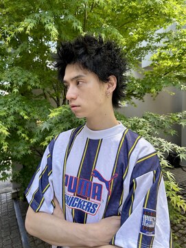 ヒュージ 表参道(huge) スパイキーショート/刈り上げなし/メンズカット/くせ毛パーマ