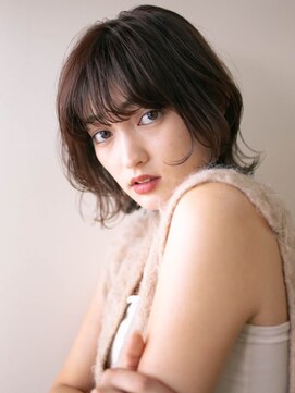 ピズム(PISM) くびれヘア/レイヤースタイル/モカブラウン/顔まわりレイヤー