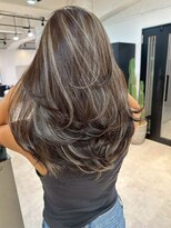 メリー オオサカ(Merly Osaka)&nbsp;ハイライト/似合わせカット