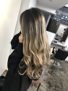 ルーブ トウキョウ(Loob. TOKYO) バレイヤージュ