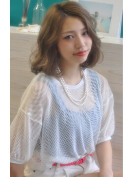 サングース(Sungoose) Sungoose カーキグレージュ大人かわいいフェザーバング