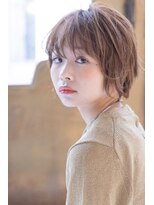 メーヴェ(Mowen)&nbsp;mowen 南堀江　丸みショート×ミルクティーベージュ×外国人風