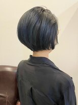 ボタンヘアー 日吉(BoTaN HAIR) 丸みショート/ショートボブ/前下がり/ダークネイビー/日吉