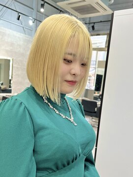 ヴィア(Via) ボブ×ブロンド