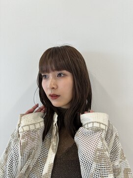 エクリボンヌ(equri bonne) 外はねミディ×水素カラー