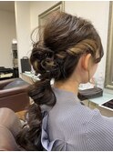 編み下ろしヘアアレンジ