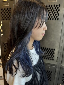 アチーブリス(achieve Liss) 20代30代40代イヤリングカラー×ブルーカラー×なみなみウェーブ