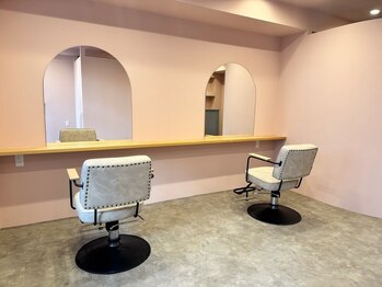 サロン ド ユーア(salon de yuua)の写真/《大手町/袋町電停すぐ》実力派stylistによる、大人女性らしい理想のオシャレを叶えるサロン＊