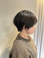 リベラル(liberal) 似合わせ くびれ丸みショート くすみベージュ 【20代/30代】