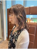 ゆるふわパーマ　ミディアムスタイル