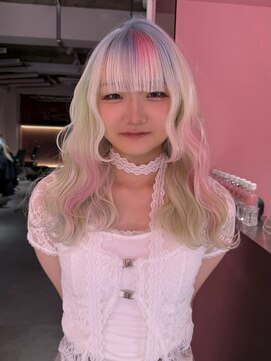 ダズリングディア(Dazzling Deer) ホワイトブロンド/フェイスフレーミング/デザインカラー/学割