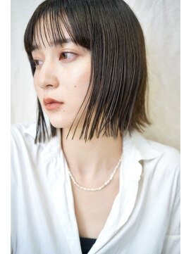 フォン(fon) パツっと切りっぱなしボブ