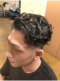 ツーブロスパイラルかきあげスタイル