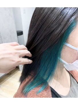 リラヘアー(Rela hair) エメラルドグリーン×インナーカラー