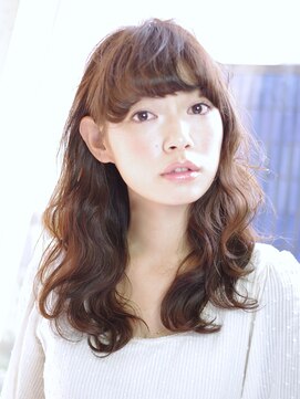 デラ バイ アフロート(DELA by afloat) 波ウェーブセミロング