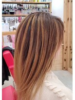 ピース(PIECES) バレイヤージュカラー