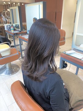 ネオリーブギンザ 銀座店(Neolive GINZA) 柔らかい上品な艶髪カラー ☆ グレージュカラー