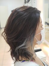 ヘアー＆フェイス ヤマ　ｈａｉｒ＆ｆａｃｅ　Ｙａｍａ ウルフカット