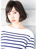 ラミ(L'ami)&nbsp;パリジェンヌ風『 グレージュ & 毛束感 』シンプルbobスタイル♪