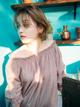 美容室クローバー 新小岩店(clover) シースルーブロンズショート[新小岩駅/新小岩駅南口]