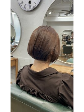 クオーレ(CUORE) ミニボブ☆ベージュカラー