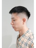 ルックグッドストア タカラヅカ(LOOK GOOD STORE TAKARAZUKA)&nbsp;ダークアッシュベリーショートスキンフェードカルマパーマ0706