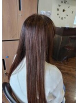 ツヤイロ 島田店 ハイライトミディアムヘアボブウルフネビージュ小顔ワンレン
