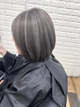 ファミーユ(famille) 〈famille〉コントラストハイライト！