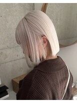 モニカ(MONIQA)&nbsp;ホワイト