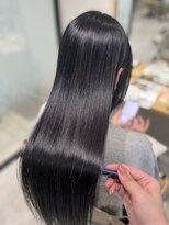 ファムバイアヴァンス(Femme by AVANCE.)&nbsp;髪質改善ストレート