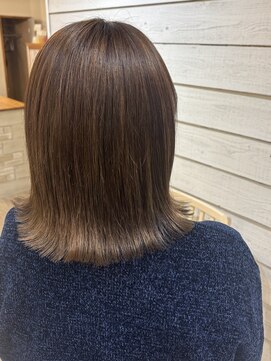 フチュール(futur) 外ハネボブ