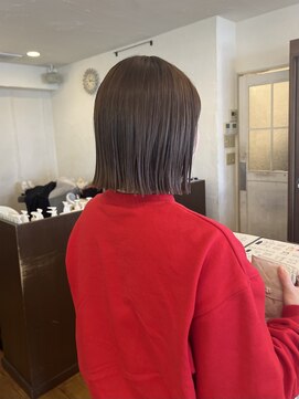 ヘアー ミュゼ 柱店(HAIR Musee) 切りっぱなしボブ/透明感グレージュ