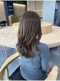 アッシュベージュのレイヤースタイル　　大関