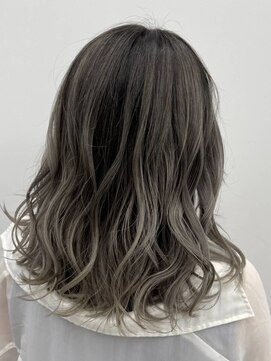 シエスタ バイ アンブルリュクス(siesta by amble luxe) アッシュベージュ