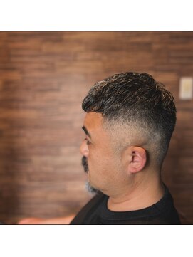 バルビエレ銀座(BARBIERE GINZA) メンズ /バーバー /メンズカット /理容室 /シェービング